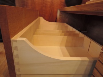 富山　家具