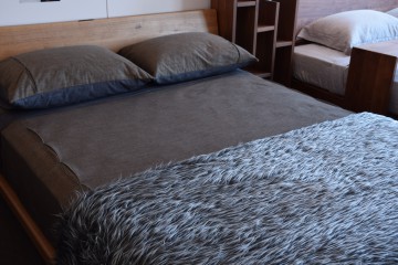富山　家具　ベッド　無垢