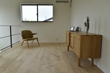 富山、家具、無垢、ミヤモト家具、ラウンジチェア、一人掛けソファ