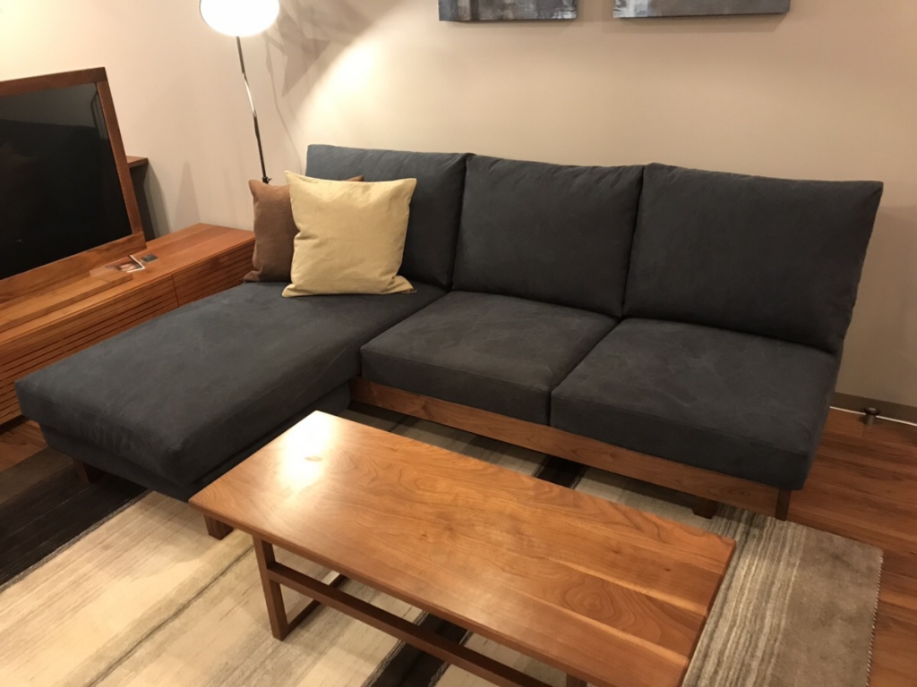 SOFA　LOWVE