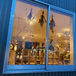 家具屋さんです。
