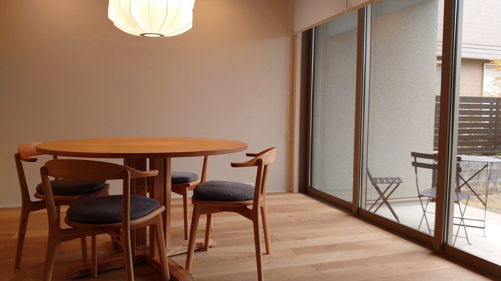 家具　富山　テラス　テーブル