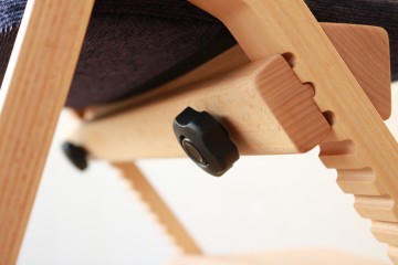 富山　家具　おしゃれ　無垢材　チェア　アップライト　UPRIGHT　子供椅子