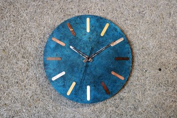brass coloring round clock (1)
