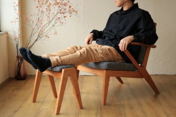 富山　家具　おしゃれ　無垢材　ラウンジチェア