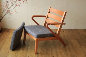 富山　家具　おしゃれ　無垢材　ラウンジチェア