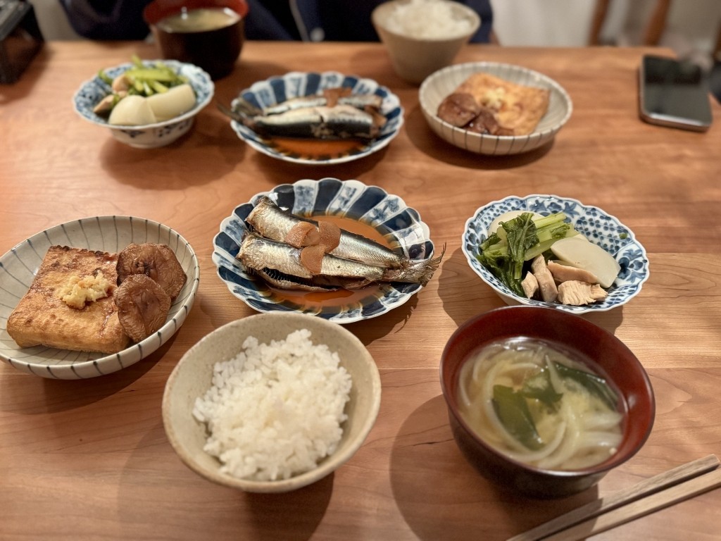 飛騨　家具　おしゃれ　無垢材