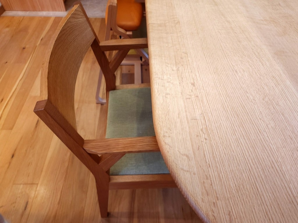 家具　富山　おしゃれ　テーブル