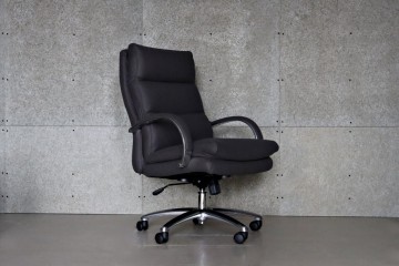 岐阜　家具　オシャレ　椅子