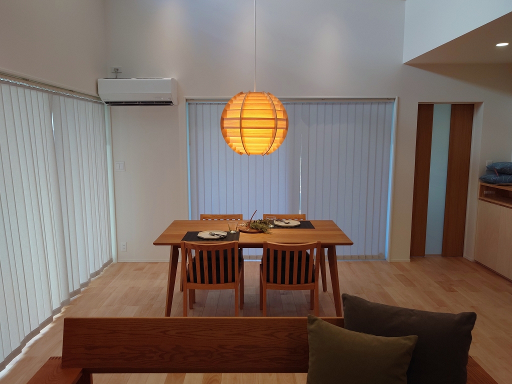 レンタル家具　おしゃれ　富山　無垢材　ミヤモト家具　完成見学会