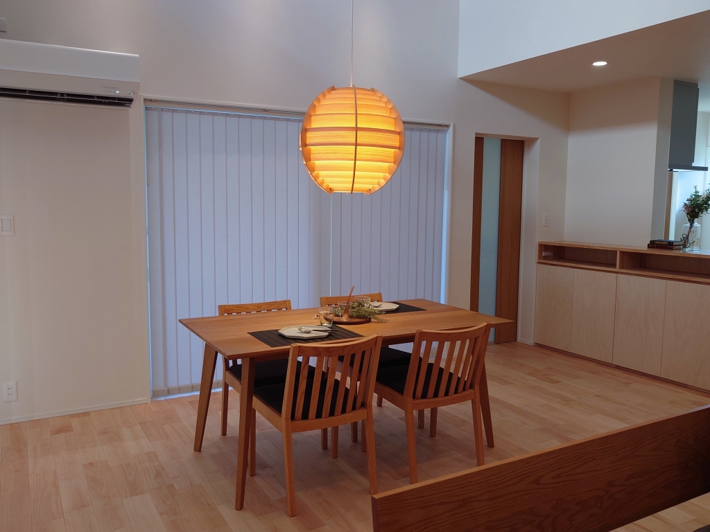 レンタル家具　おしゃれ　富山　無垢材　ミヤモト家具　完成見学会