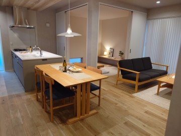 レンタル家具　おしゃれ　富山　無垢材　ミヤモト家具　完成見学会