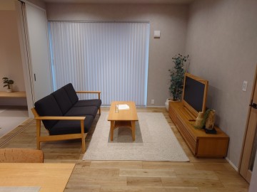レンタル家具　おしゃれ　富山　無垢材　ミヤモト家具　完成見学会