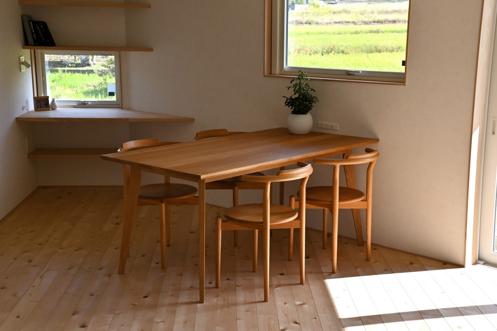 レンタル家具　おしゃれ　富山　無垢材　ミヤモト家具　完成見学会