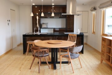 家具　岐阜　円卓　オシャレ