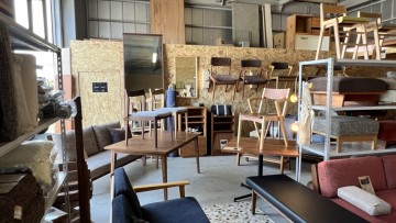 富山　おしゃれ　家具　ミヤモト家具　無垢材