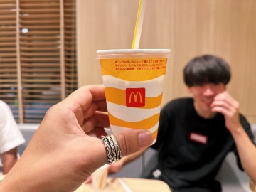 富山　家具　無垢材　ダイニングテーブル