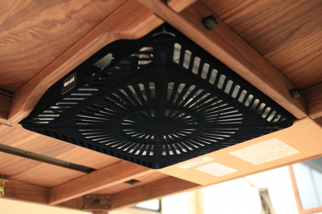 飛騨　家具　無垢材　おしゃれ　こたつ