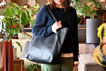 富山　家具　無垢材　雑貨　本革リュック　カバン　バッグ