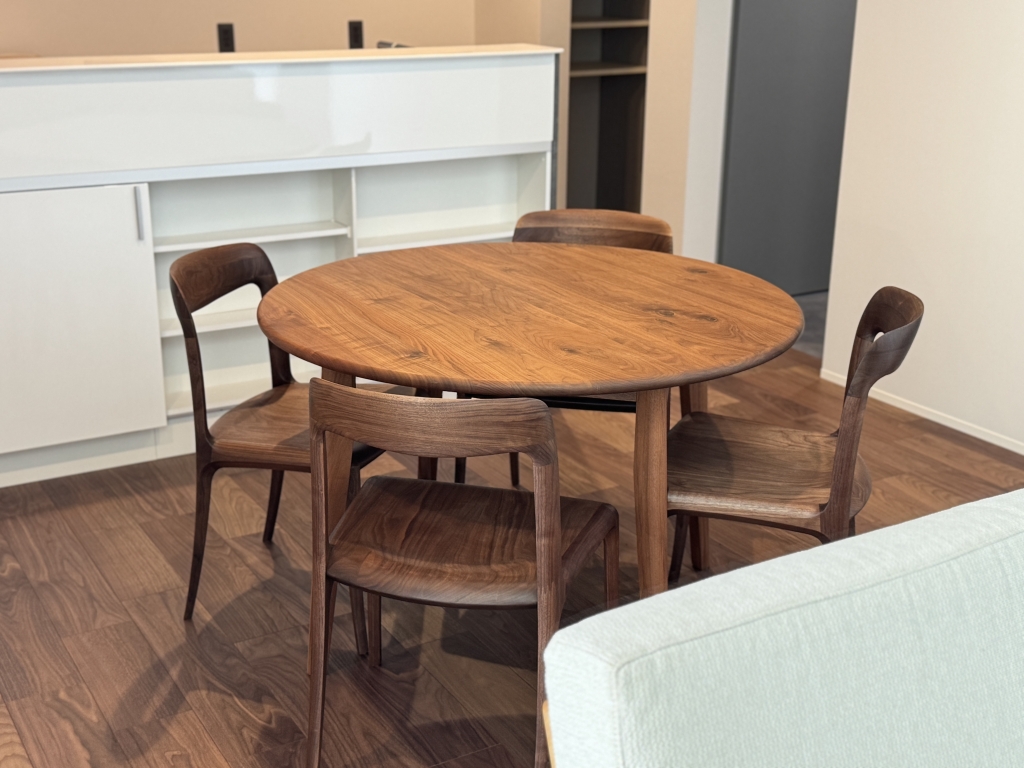 レンタル家具 おしゃれ 富山 無垢材 ミヤモト家具 完成見学会