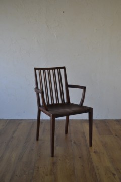 富山 家具 オシャレ 無垢材 家具 富山