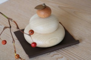 ★毎年大人気★ミヤモト家具の鏡もち