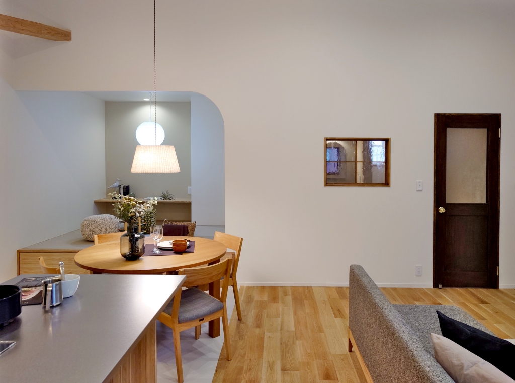 レンタル家具　おしゃれ　富山　無垢材　ミヤモト家具　完成見学会