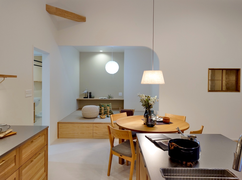 レンタル家具　おしゃれ　富山　無垢材　ミヤモト家具　完成見学会