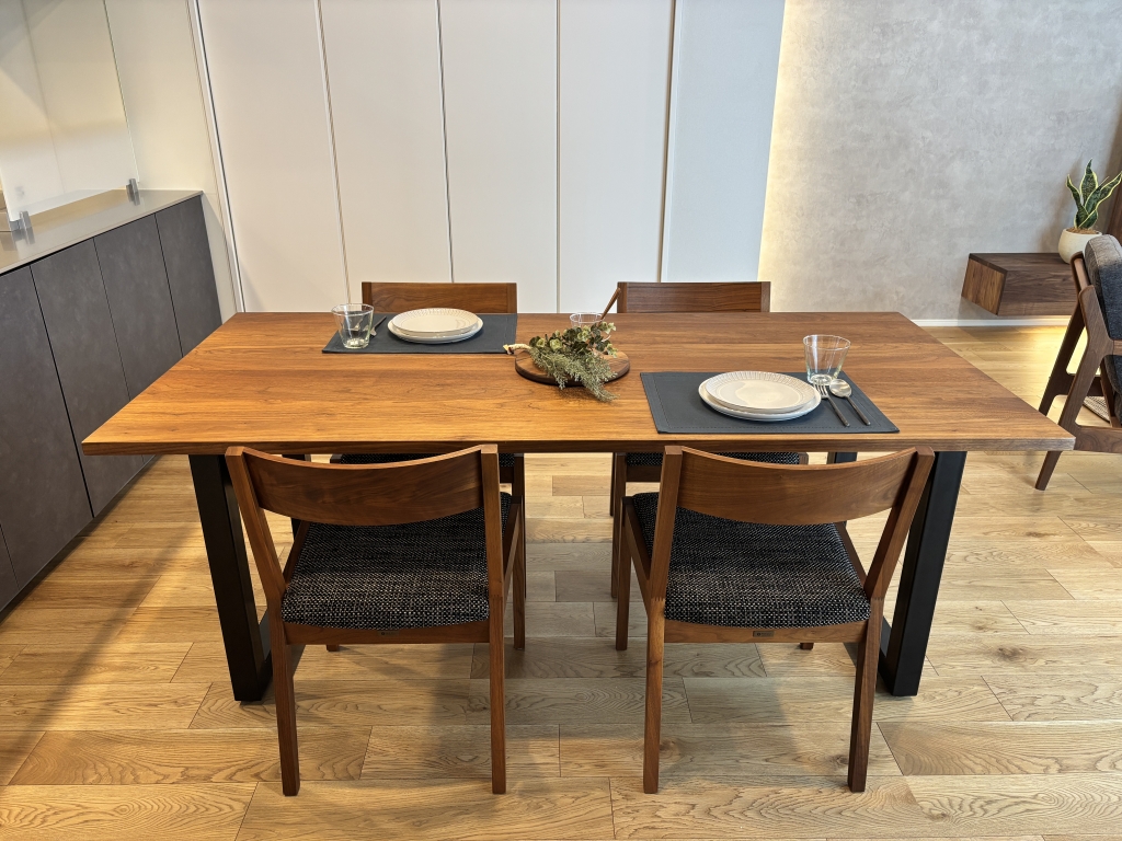 レンタル家具 おしゃれ 富山 無垢材 ミヤモト家具 完成見学会