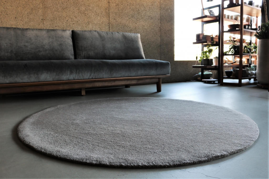 富山　家具　ラグ　おしゃ