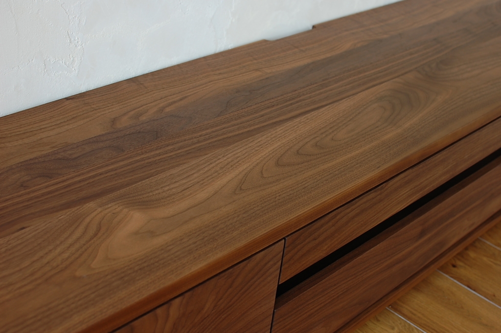 LOWVE ミヤモト家具 造作TVボード イベント