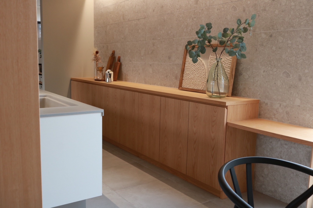 食器棚 LOWVE　富山　家具　おしゃれ