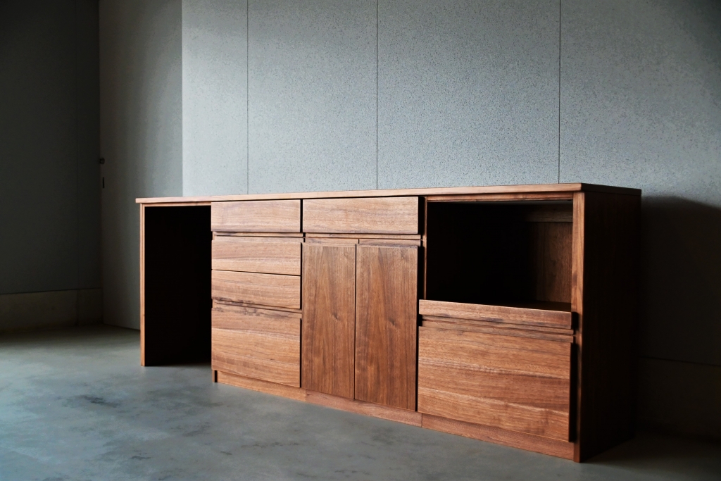 食器棚 LOWVE　富山　家具　おしゃれ