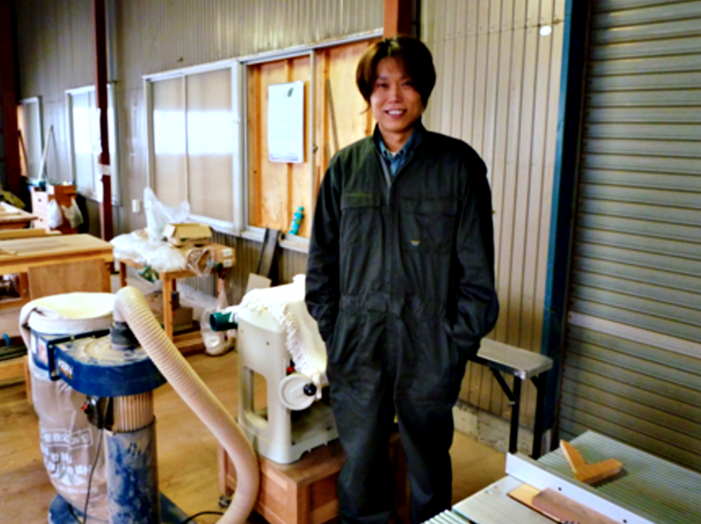 ミヤモト家具 創業当時の写真 (1)