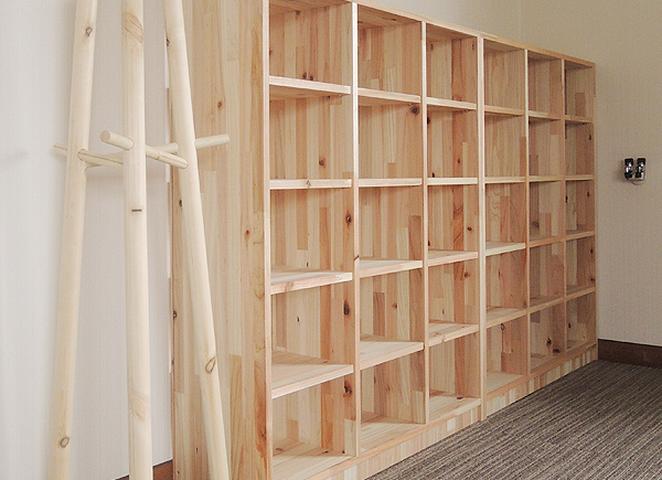 Open Shelf