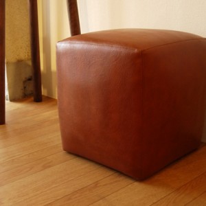 Mono Stool