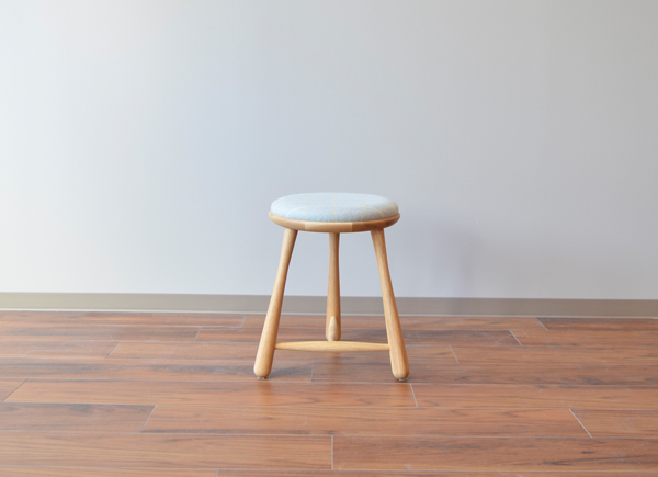 Bow stool