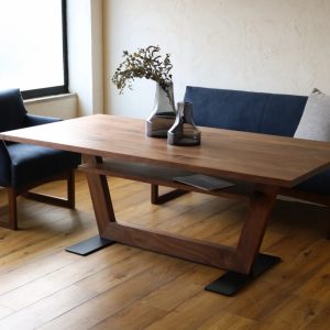 LIBERIA Dining Table